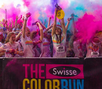 Adelaide runners enjoy a splash of colour