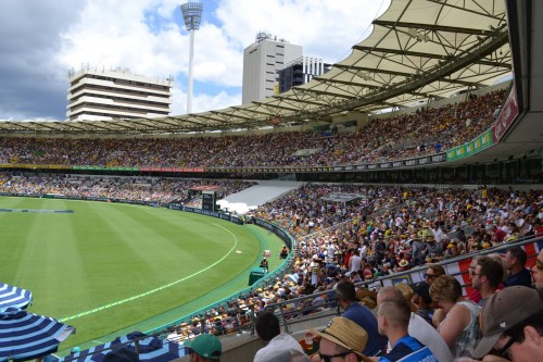 Queensland Government looks to attract naming rights partner for the Gabba