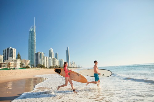 Queensland Government announces new partnership to boost surfing