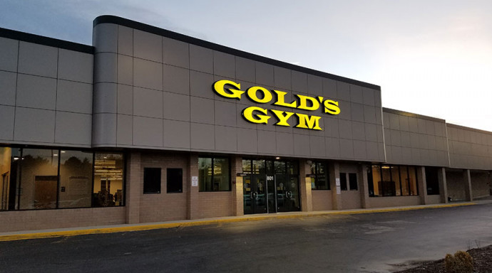 Gold’s Gym International owner puts brand up for sale