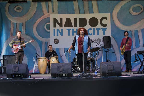 Thousands celebrate NAIDOC in the centre of Sydney