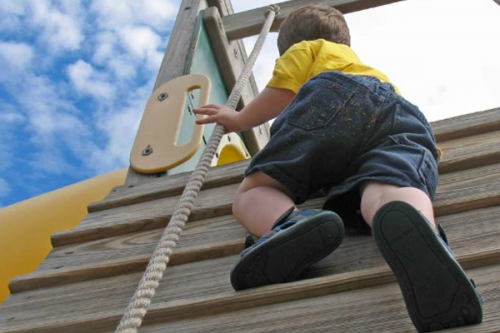 Risky outdoor play positively impacts children’s health