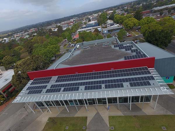 200 solar panels installed on Shoalhaven Entertainment Centre rooftop