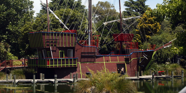 Fire damaged Splash Planet Pirate Ship to be replaced