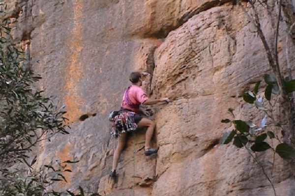 Traditional owners say heritage is ‘non-negotiable’ in Grampians rock-climbing dispute