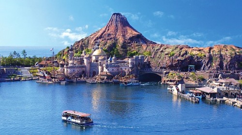 100 million visit Asian theme parks in 2011