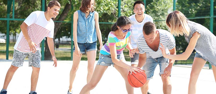 New VicHealth program aims to get inactive teenagers away from their screens