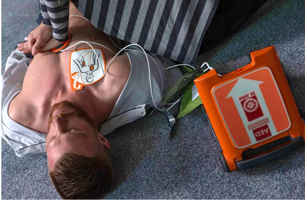 Report reaffirms need for defibrillators in all sport and exercise environments