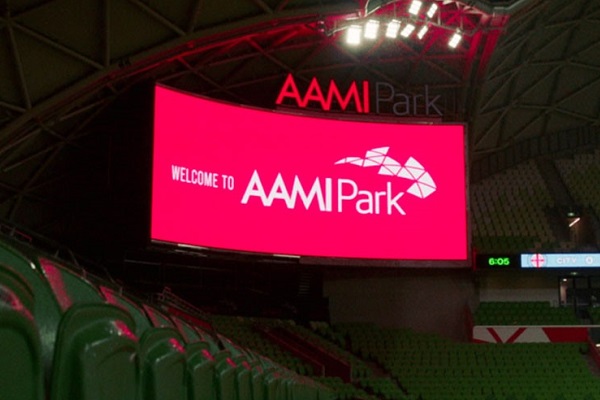 Curved videoboards installed at Melbourne’s AAMI Park