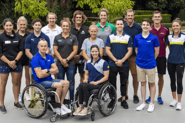 Australian athletes support Lifeline in time of need