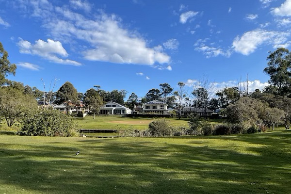 Closed Gold Coast golf club under threat of housing development