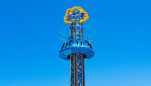 Aussie World opens new Bombora Bounce family drop and twist tower