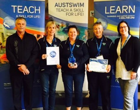 Echuca War Memorial Aquatic Centre and swim teacher Paul Dew recognised in AUSTSWIM National Awards
