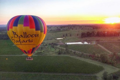 Balloon operator criticised for not alerting emergency services after incident injures nine people