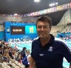 Swimming Australia President resigns