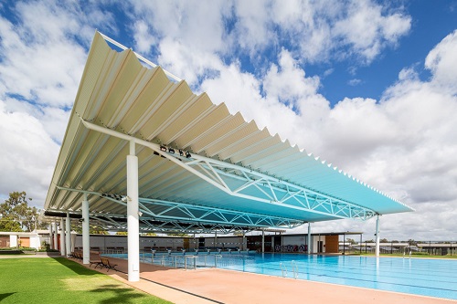 Liquid Blu Architects secure top Queensland Public Architecture award for Blackwater Aquatic Centre