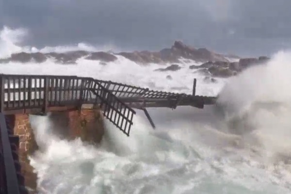 Storm smashes Margaret River visitor attraction