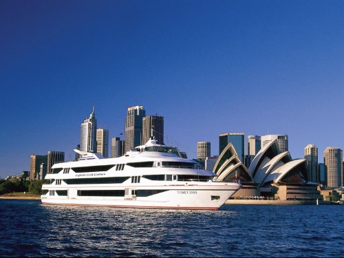 SeaLink buys Captain Cook Cruises