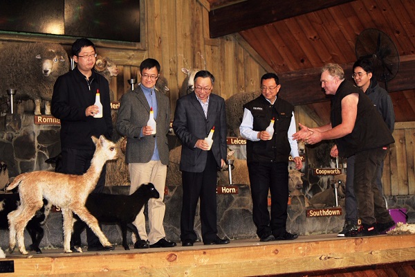 China’s Minister of Culture and Tourism visits Ngāi Tahu Tourism experiences