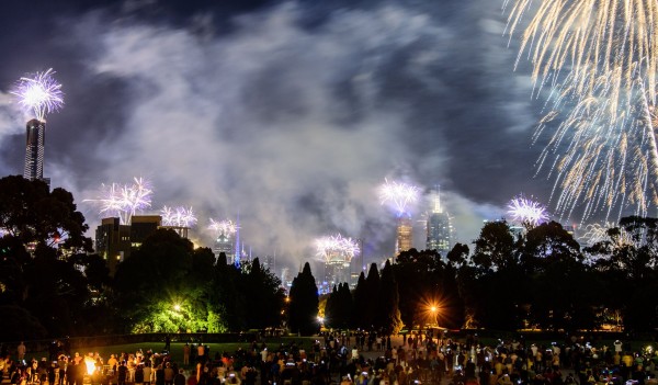Melbourne welcomes in 2018 with biggest ever firework display