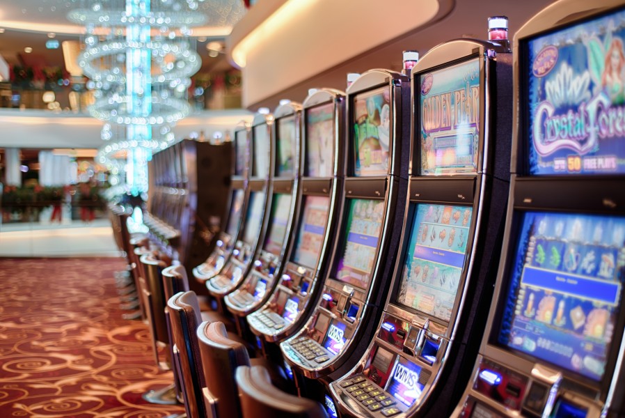 Crown casino fined for ‘blanking’ slot machines