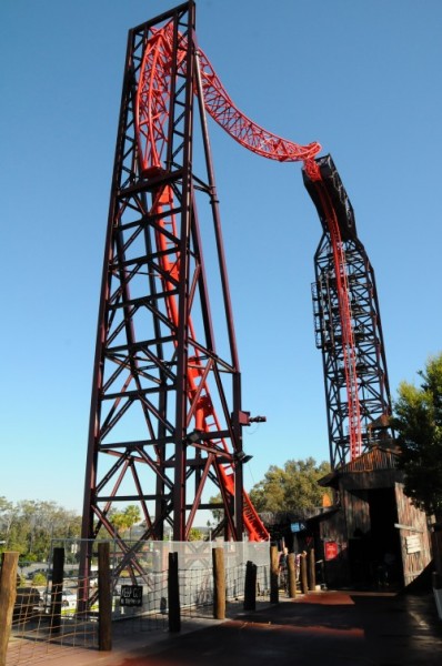 With new Steel Taipan rollercoaster approaching completion Dreamworld retires its BuzzSaw ride