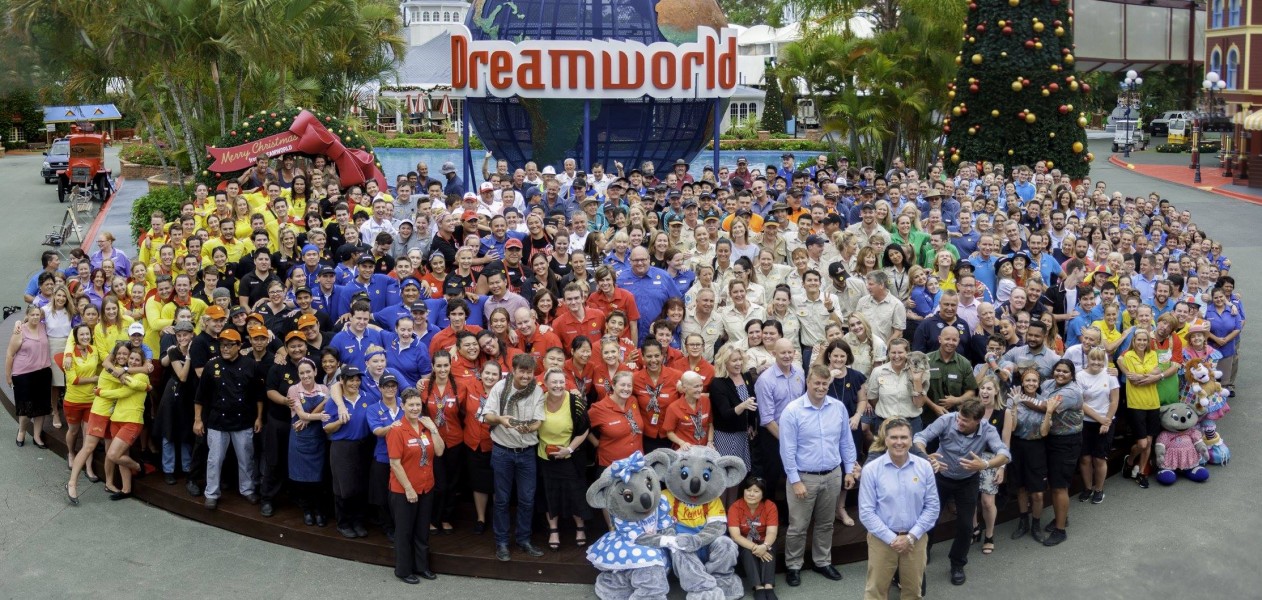 Guests trickle back as Dreamworld reopens