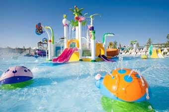 Empex Watertoys introduce Aquatropica water play products