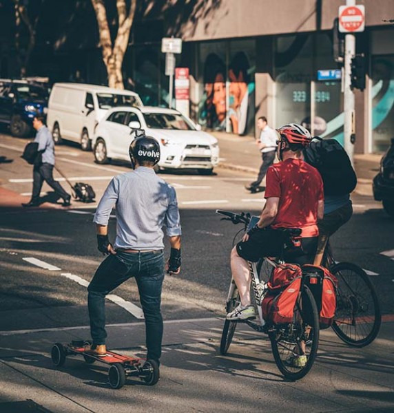 Evolve Australia highlight the lack of regulation of e-scooters and electric skateboards in Australia