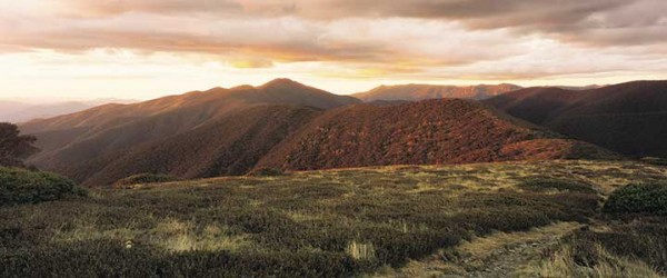Parks Victoria plan proposes luxury accommodation on Falls Creek to Hotham Alpine Crossing trail