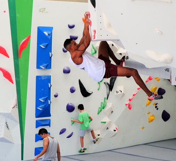New Sunshine Coast bouldering gym welcomes all levels of climbers