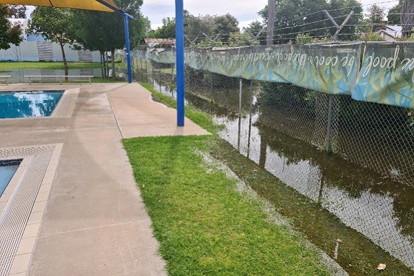 Council and staff succeed in reducing flood impact at Forbes Olympic Pool