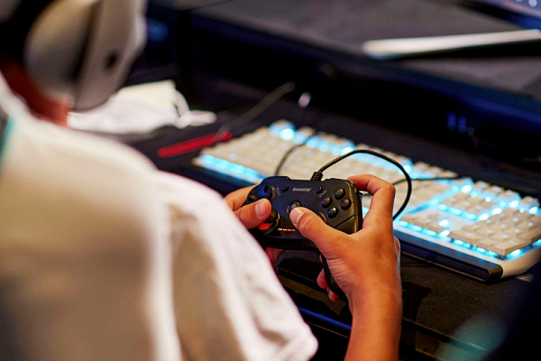 Southern Hemisphere’s largest e-gaming centre opens in Sydney