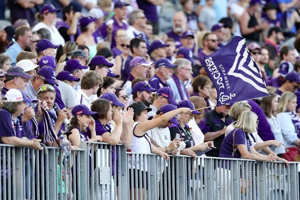Optus Stadium looks to welcome capacity crowds as Western Australian venue restrictions lifted