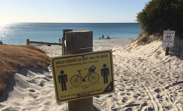 Fremantle Council reminds beach goers to maintain social distancing