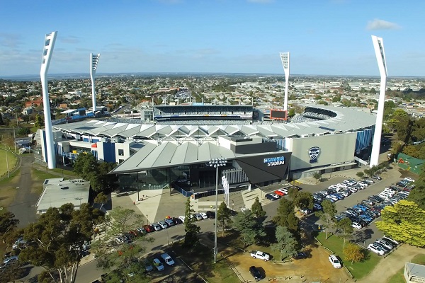Sydney FC slams security at GMHBA Stadium following fan expulsions