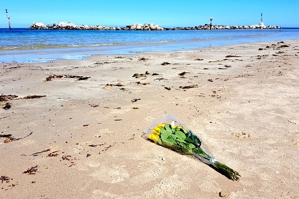 South Australian beach drowning inquest calls for enhanced warning signs and lifesavers to operate over longer hours