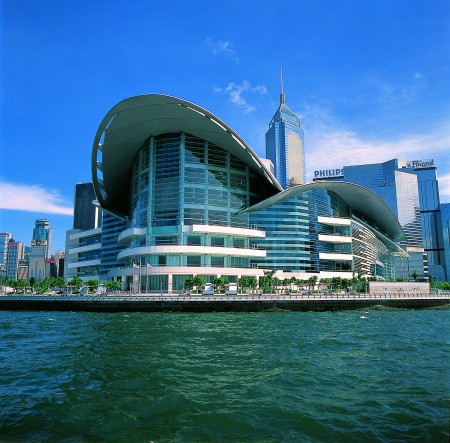 HKCEC welcomes record breaking 6.4 million visitors in 2014/15