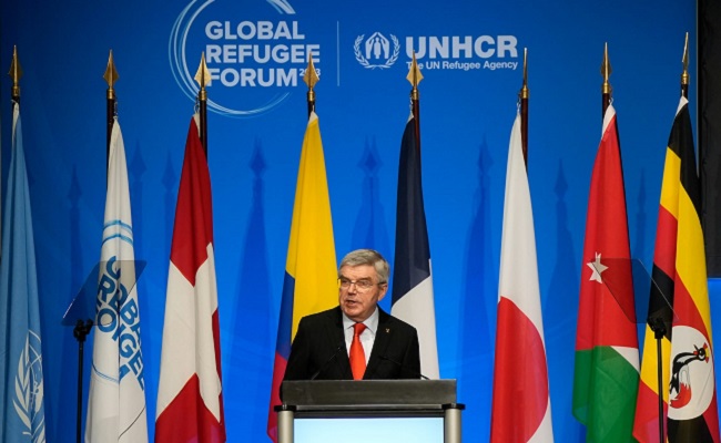 IOC President offers sporting world support for displaced people at Global Refugee Forum