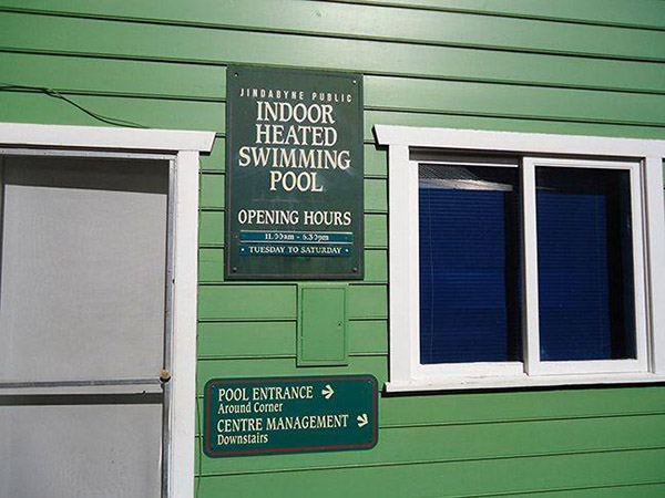 Mould in ventilation system causes closure of Jindabyne Pool