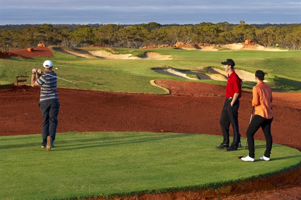 Kalgoorlie city and golf club approach deal on fees impasse
