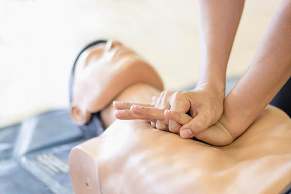 Life Saving Victoria releases new CPR and First Aid home training courses
