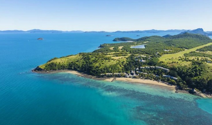 Whitsundays’ Lindeman Island returns to Australian ownership