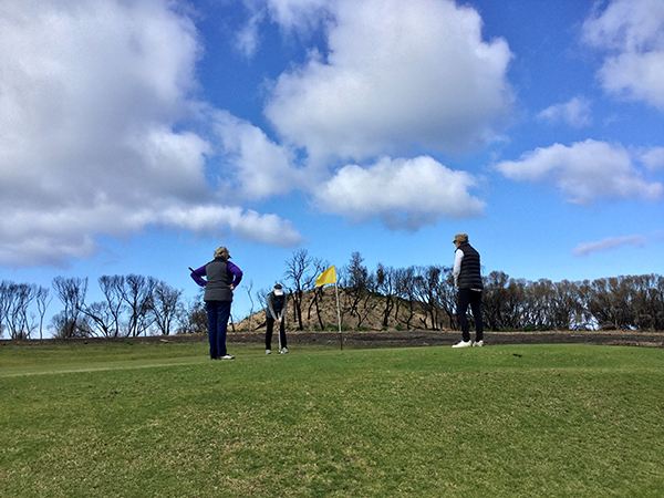 Golf community gives financial support to clubs affected by bushfires