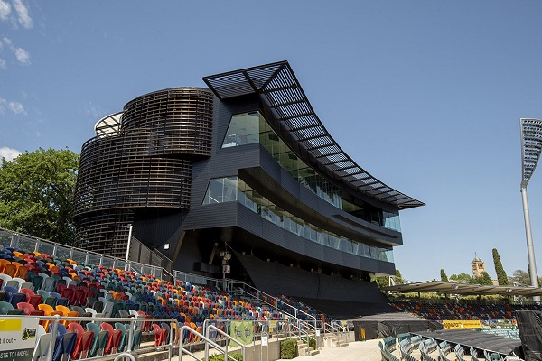 Populous-designed Manuka Oval Media and Function Centre recognised at ACT Architecture Awards