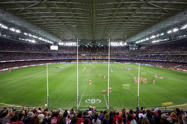 AFL crowds sink to lowest level in 26 years amid fans’ COVID concerns