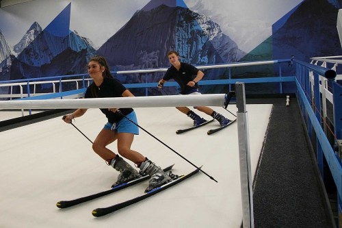 Indoor ski slope offers ‘ski for free’ event