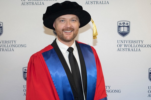 Promoter and producer Michael Cassel receives Honorary Doctorate from UOW