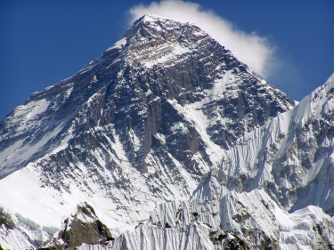 Human waste on Mount Everest an increasing health hazard