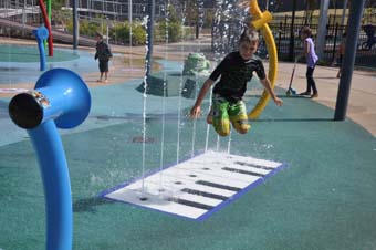 Mount Isa splash pad operations threatened by drought
